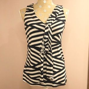 Daisy Fuentes Sleeveless V-neck Striped Top Size M